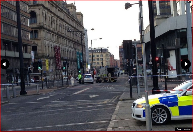 Bomb Scare in Manchester Bdu11