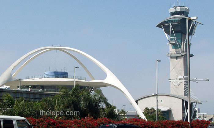 Los Angeles International Airport - 1962 05-08-10