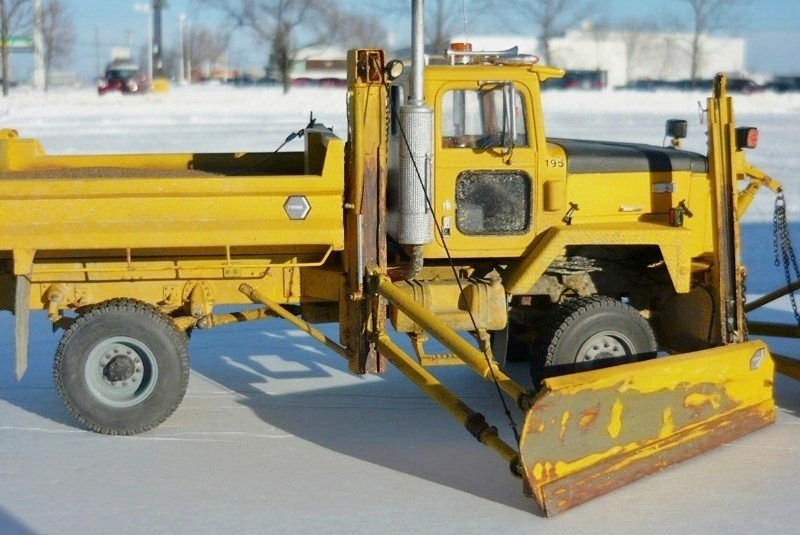 paystar 5000 4X4  1983   équipement à neige Frink P1100433