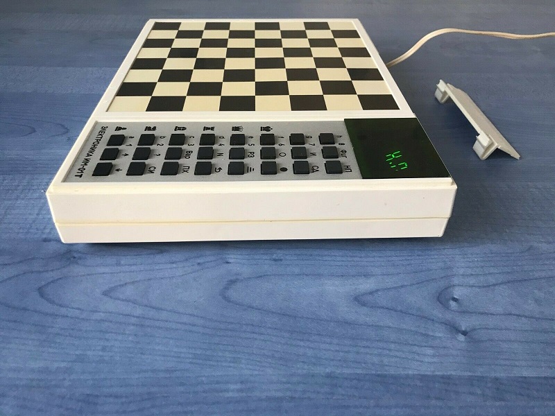 [URSS] Elektronika IM-01T Chess122