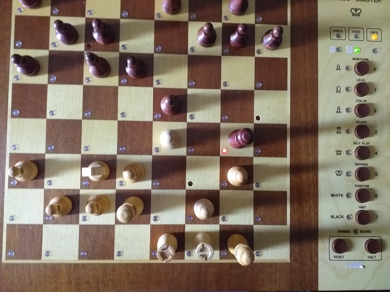 [CM] Ordinateur d’échecs de l'ancienne RDA? Cm__rd18