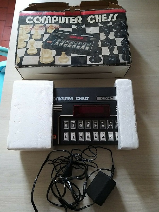 Conic Master-1 Computer Chess (1979) Conic_10