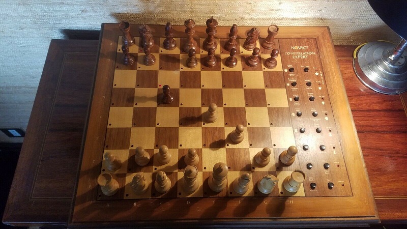 chess - [ebay] Ventes Aux Enchères d'Échecs Électroniques - Page 3 Conste10