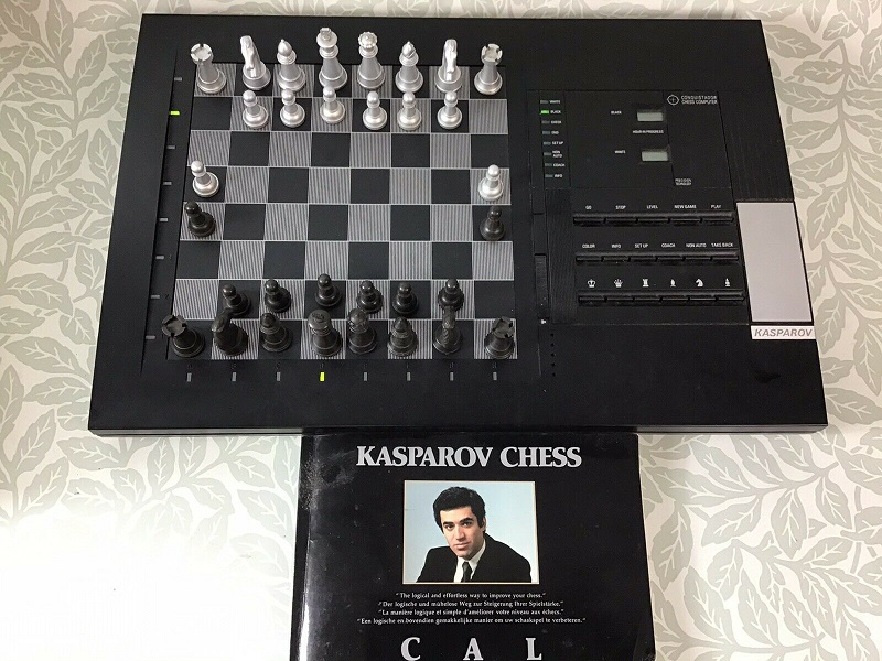saitek - Saitek Kasparov Conquistador Saite143