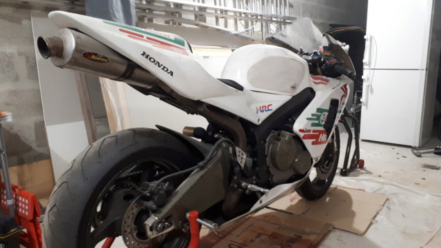 Honda CBR 600 RR - PC37 - 2005 (+ équipement piste) - 4500€ 20200512