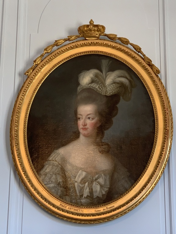 Marie-Antoinette et l'Affaire du collier de la reine - Page 8 26b16610