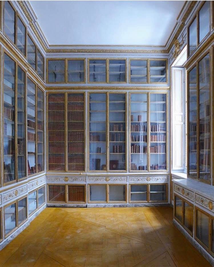 Bibliothèque - La bibliothèque de la reine au château de Versailles 2c291110