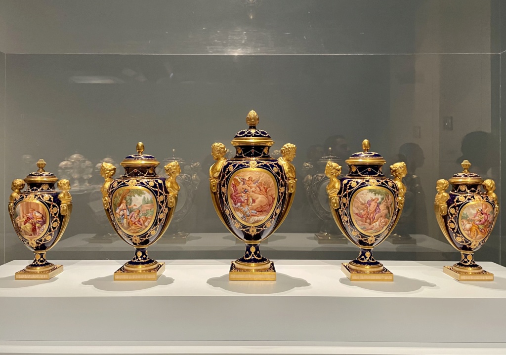 Exposition : Porcelain from Versailles Vases for a King & Queen. Getty Center, Los Angeles 49132f10