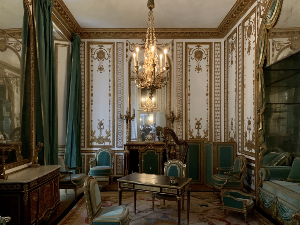doré - Le Cabinet doré de la Reine à Versailles Da5ee110