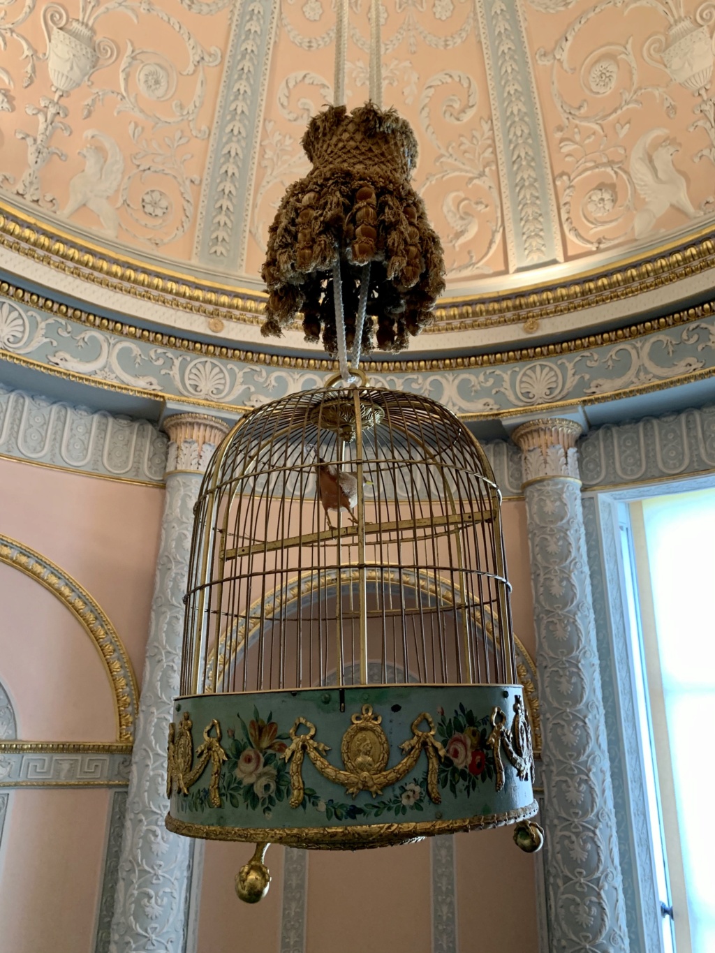 Les pendules cages et oiseaux automates du XVIIIe siècle - Page 2 F9e52510