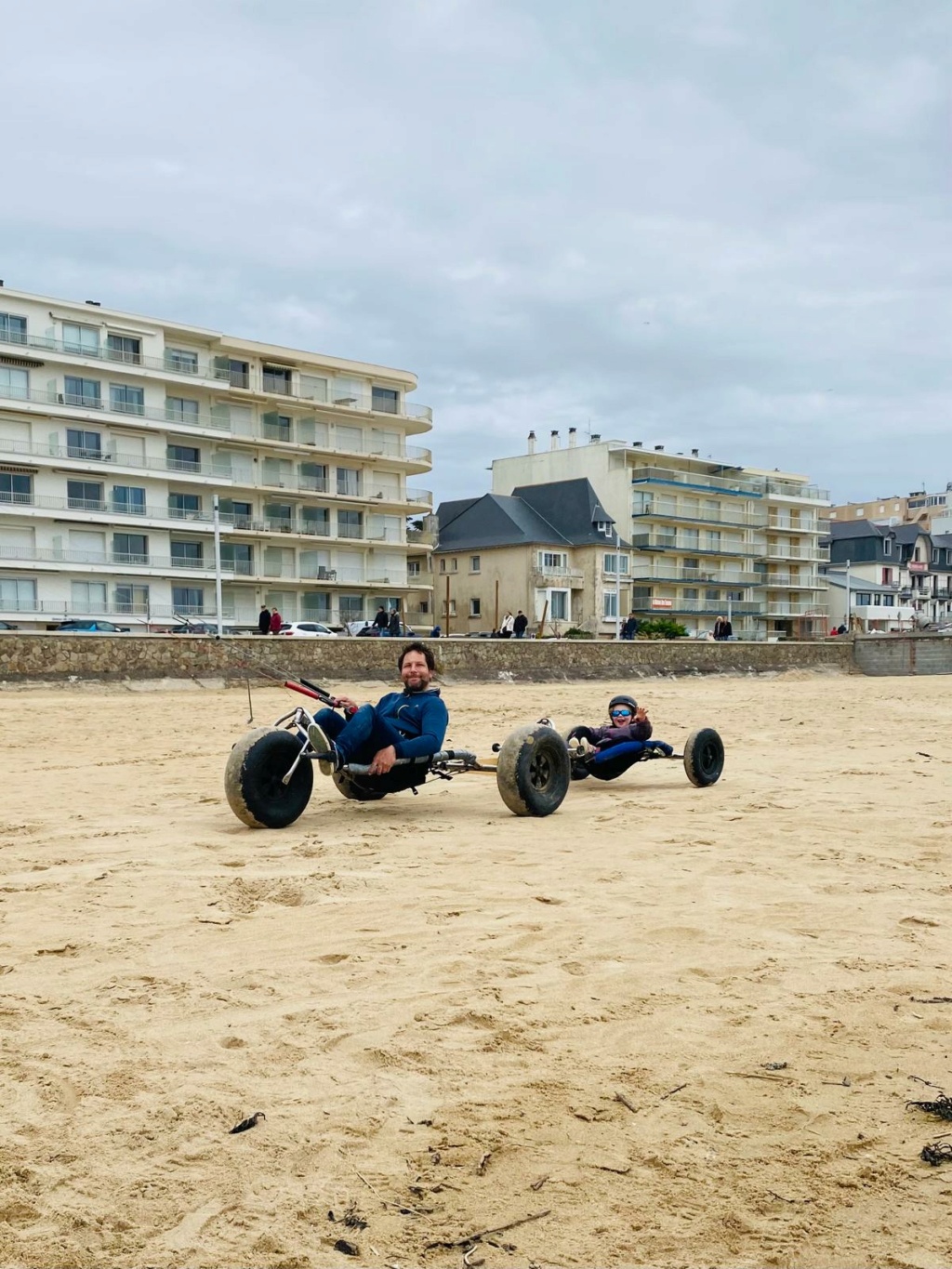 Vers l'estuaire de la Loire (Pornichet/LaBaule, St Brévin...) au fil du temps... - Page 16 Buggy_12