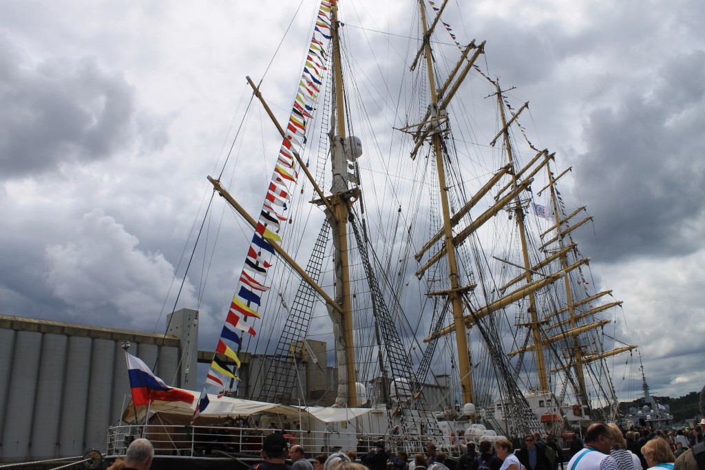 ROUEN (76) Compte rendu de Armada de la liberté 2019 ...  Img_9410