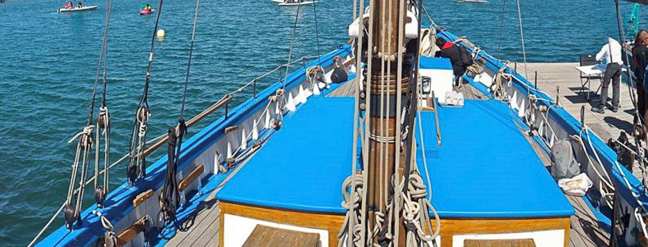 Tartane le CORSAIR 1/150ème Réf 60616 Mallette débutant - Page 2 La-fla12