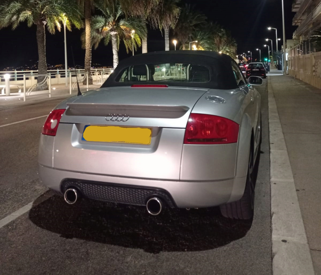 tt quattro gris RHD 210