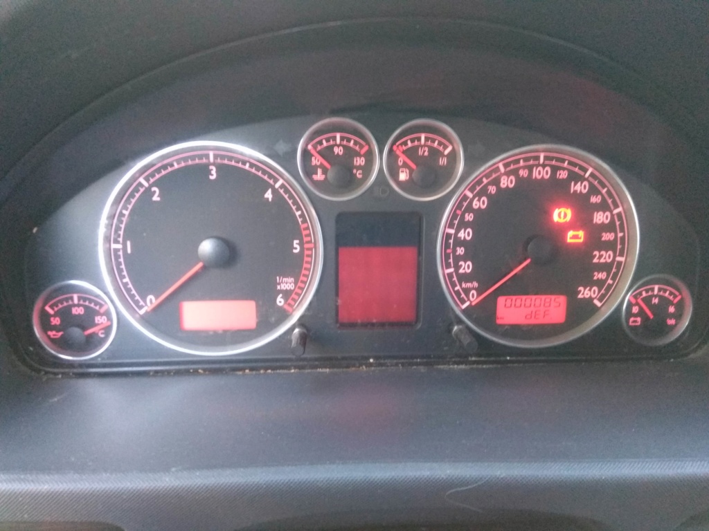 [ Seat Alhambra 1.9 TDI 130 an 2004 ] compteur/porte-instruments HS Img_2012