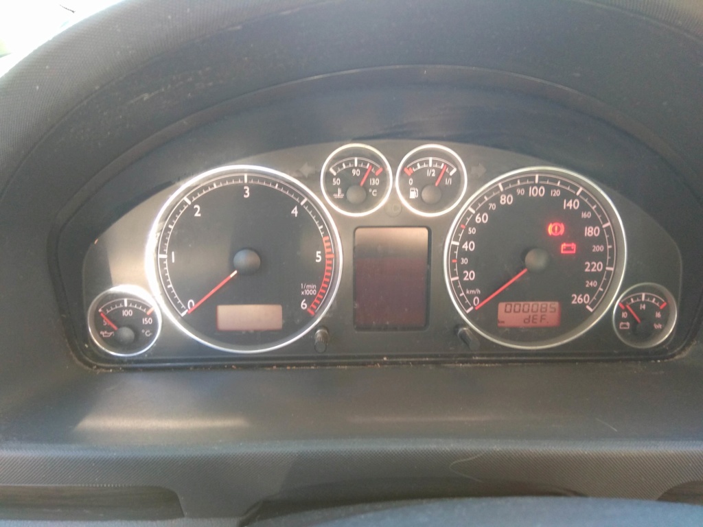 [ Seat Alhambra 1.9 TDI 130 an 2004 ] compteur/porte-instruments HS Img_2013