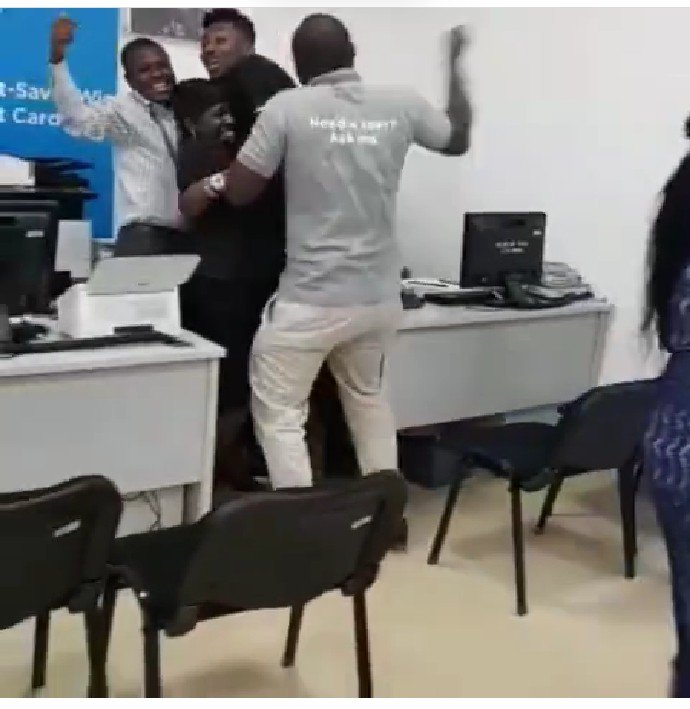 Co-Workers Excited As Sir Dee Visits His Banking Office After BBNaija Eviction 10241710