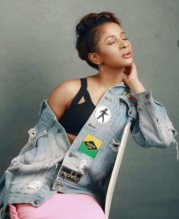 “Human Beings Are Dangerous, They Will Hype You To Doom” – Adesua Etomi Tweets Adesua17