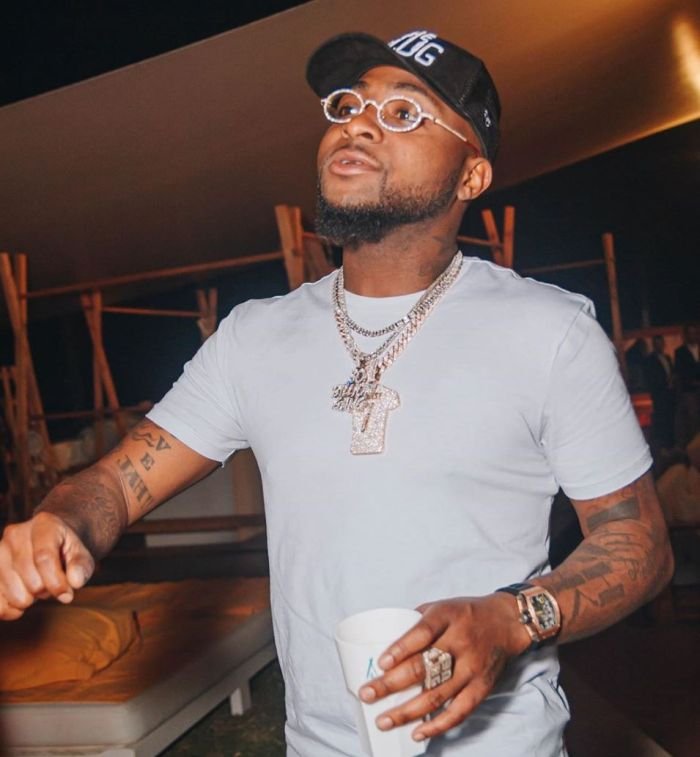 “New Crib, New Whips, And A Jet” – Davido Makes Plans For 2020 As He Sprays Money On The Floor (Video) David235