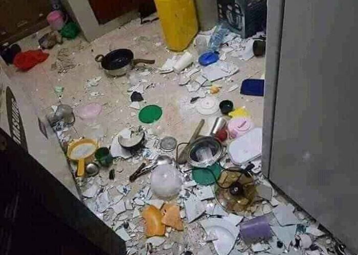 Jealous Lady Destroys Her Boyfriend’s Properties For Cheating On Her (See Photos) Destro10