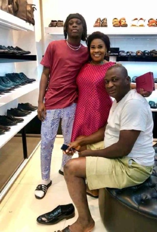 Fireboy DML Finally Shows Off His Gorgeous Parents On Social Media (See Photo) Firebo41