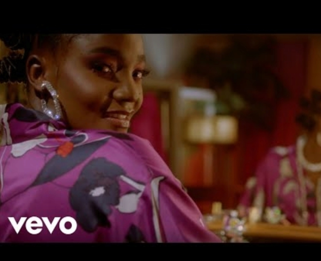 [Video] Simi — No Longer Beneficial | Download Mp4 Insho590