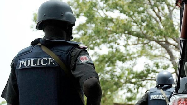 Policemen Kill SARS Operative In Error After Mistaking Him For A Kidnapper Nigeri20