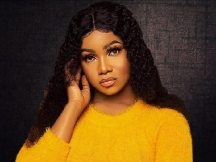 I Just Bought A House In Portharcourt – Tacha Tells Mr P During Live Chat (Watch Video) Tacha29