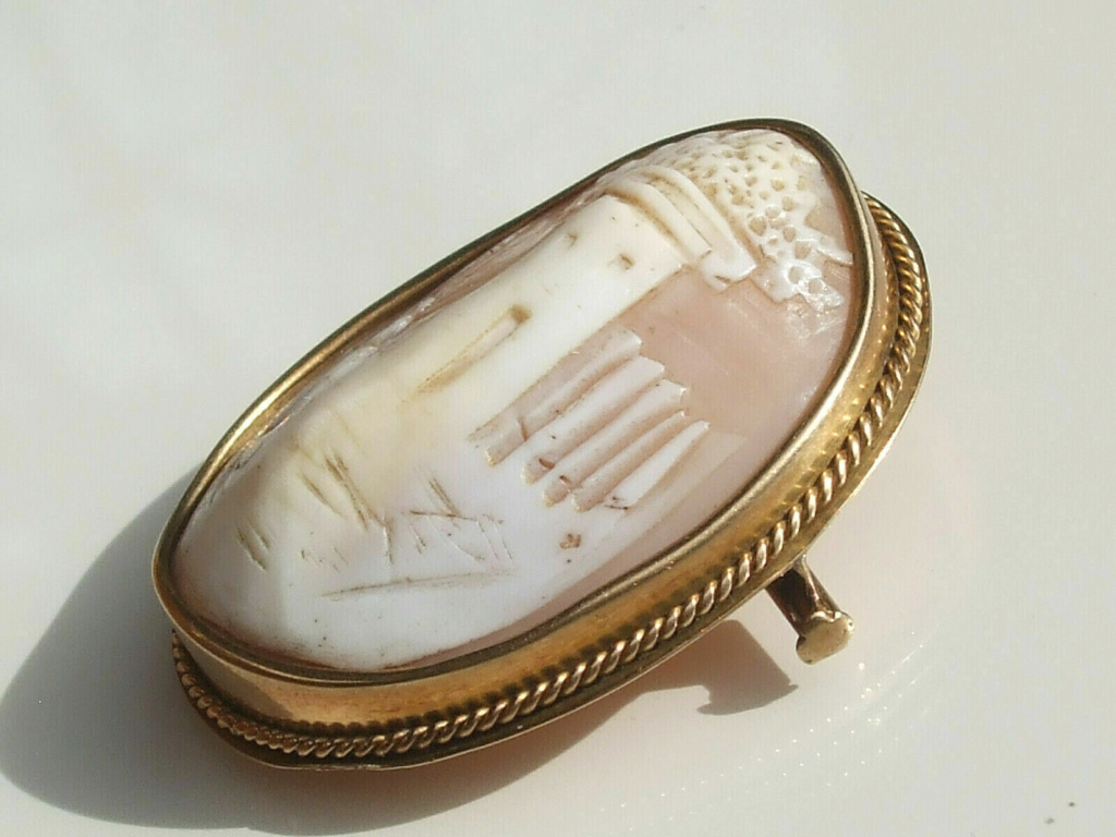 Bijoux souvenirs, évoquant Marie-Antoinette  S-l16010