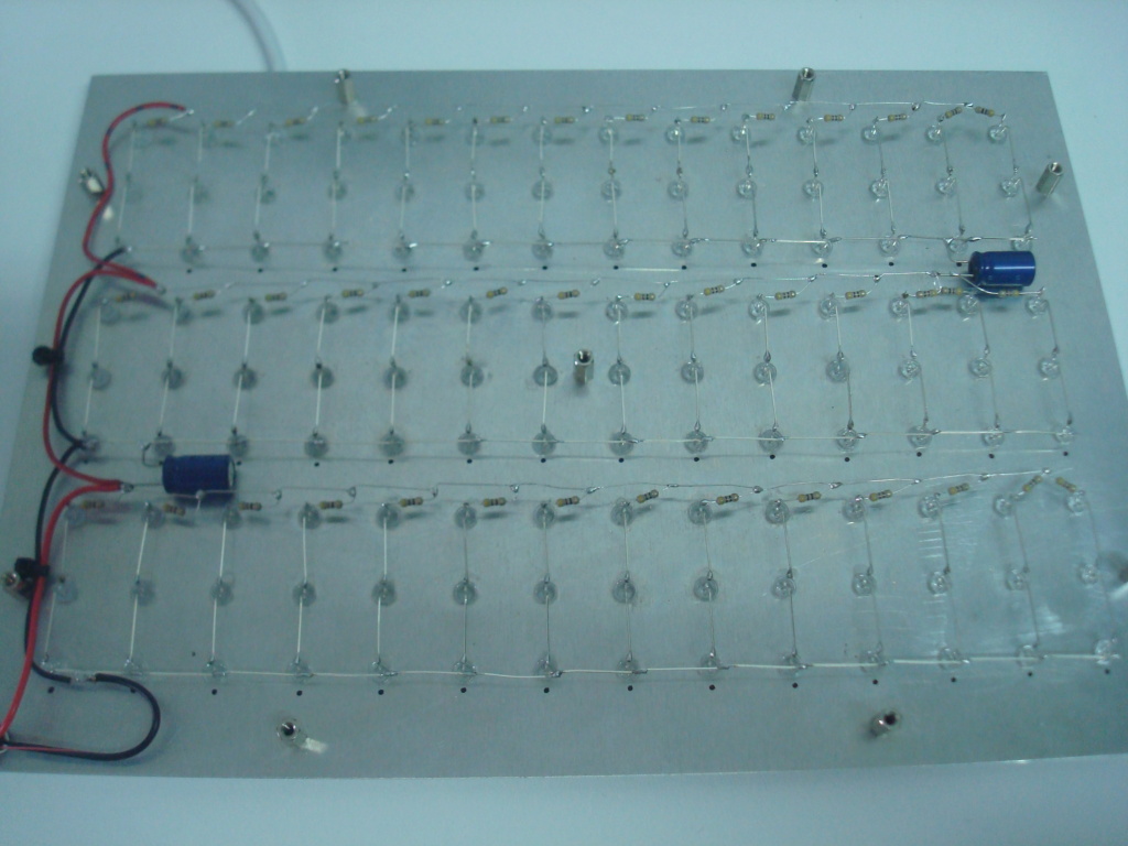 Fabricar insoladora a leds para fabricar pcbs Dsc00711