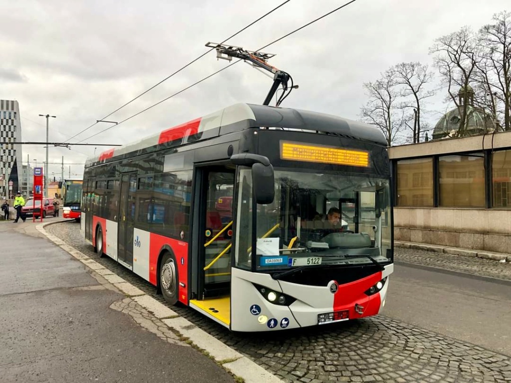 Troleibuze- Autobuze Electrice- Autobuze - Pagina 8 Fb_im295