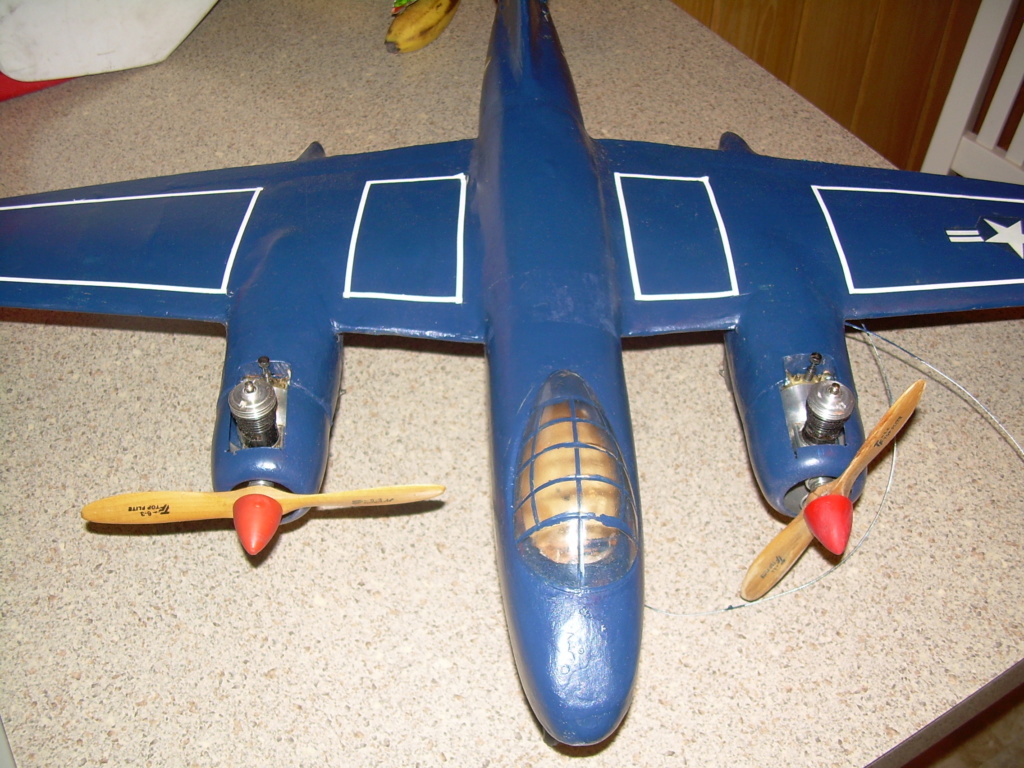Rare plane Dscn2920