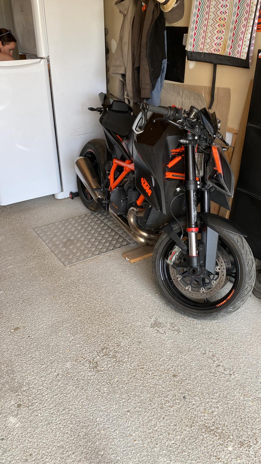 Yeah! bro the upgrades of Gixy the GSX S1000 2021 - Page 4 Img-2019
