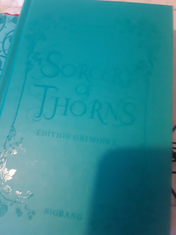 Sorcery of thorns ◇ Margaret Rogerson (édition grimoire)  20211210