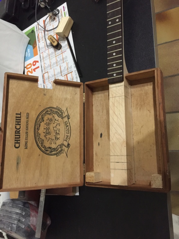 Première cigarbox Churchill  D30a8410