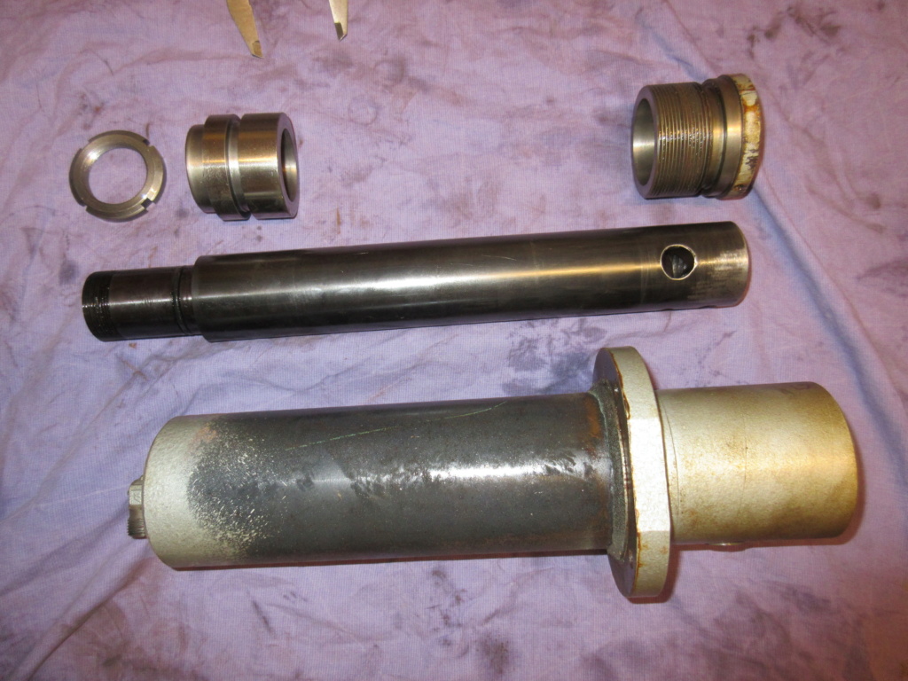 Recherche documentation presse hydraulique d'atelier FOG 20 T manuelle type 2569001 Img_0812