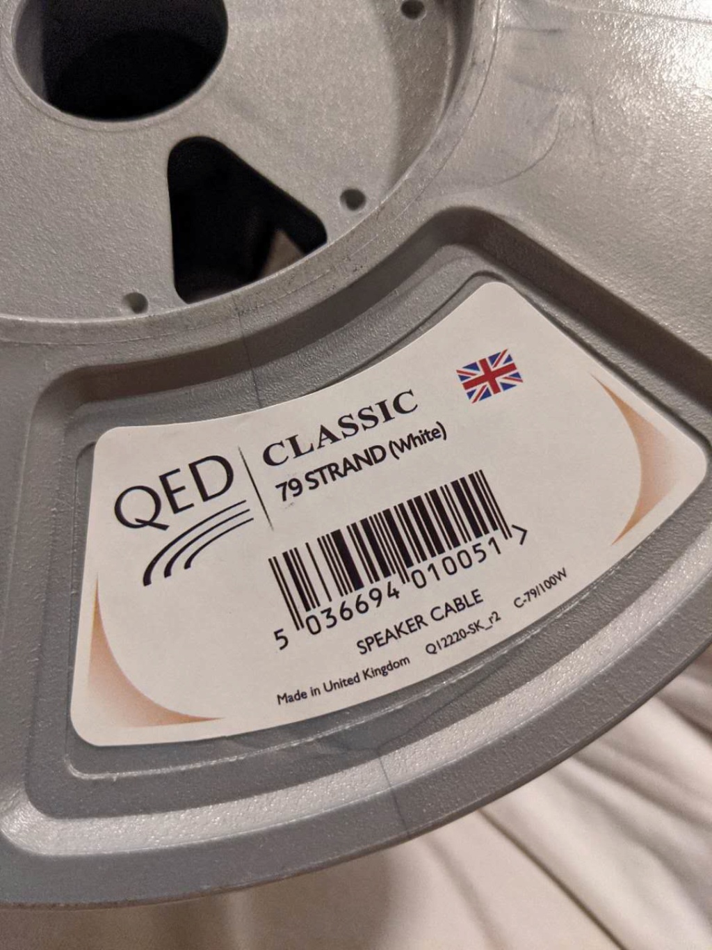 QED Classic 79 Strand White Made in UK Speaker Cable -(sold) Wechat15