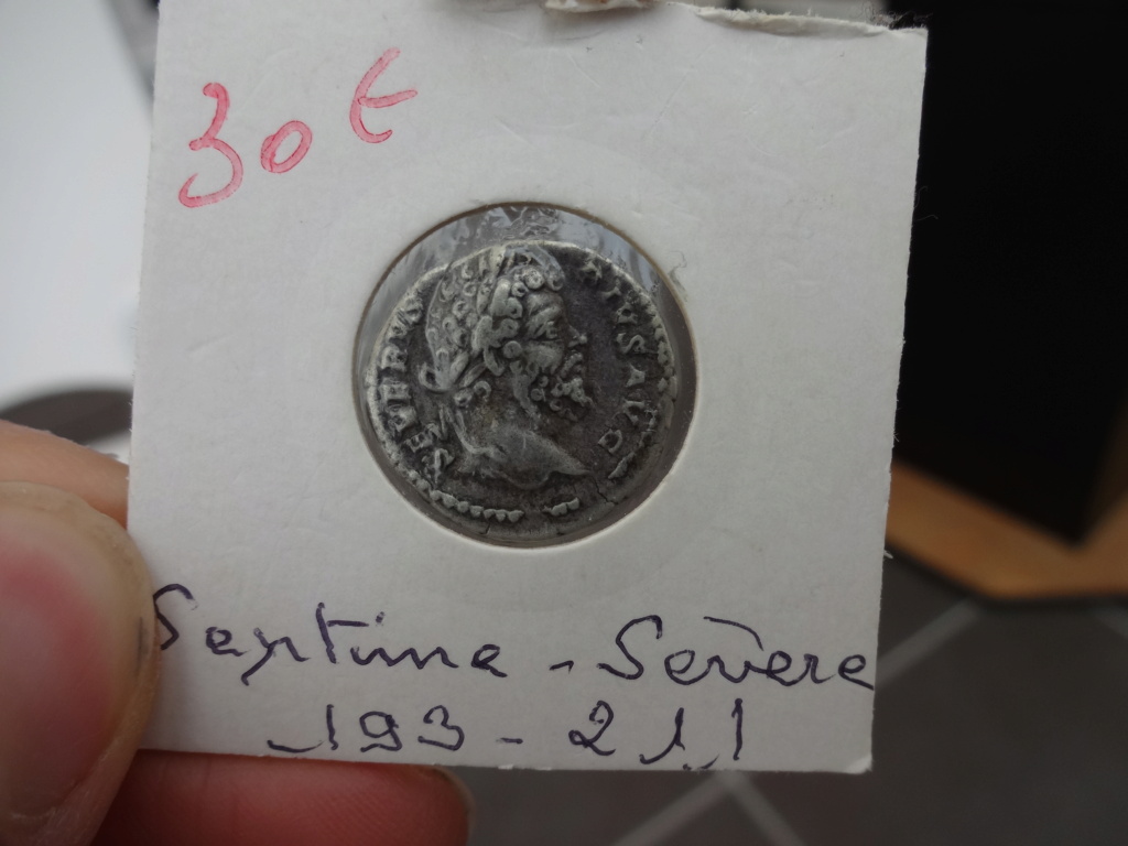Monnaies romaines authentiques ? Titus - Septime S - Antonin Dsc01516