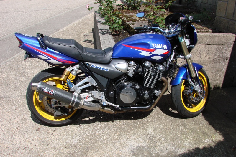 Yamaha 1300 XJR Dsc04210