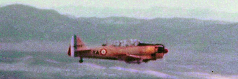 Photo de T6 et Ju-52 en 1958 T6-210