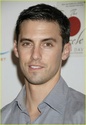 Milo Ventimiglia 01-mil10