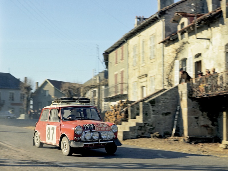 [Vintage culture] Le Racing des 60's - Page 3 Mini-a19