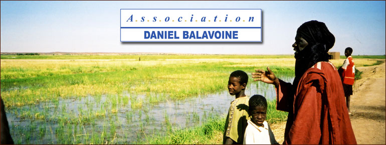 HUMANITAIRE : L'association D. Balavoine a son site Photo_10