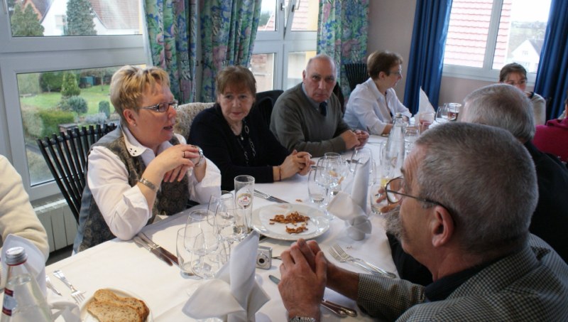 Repas de l'amicale des anciens coloniaux du bas Rhin le 16 décembre  2012 à Obermodern Dsc05633