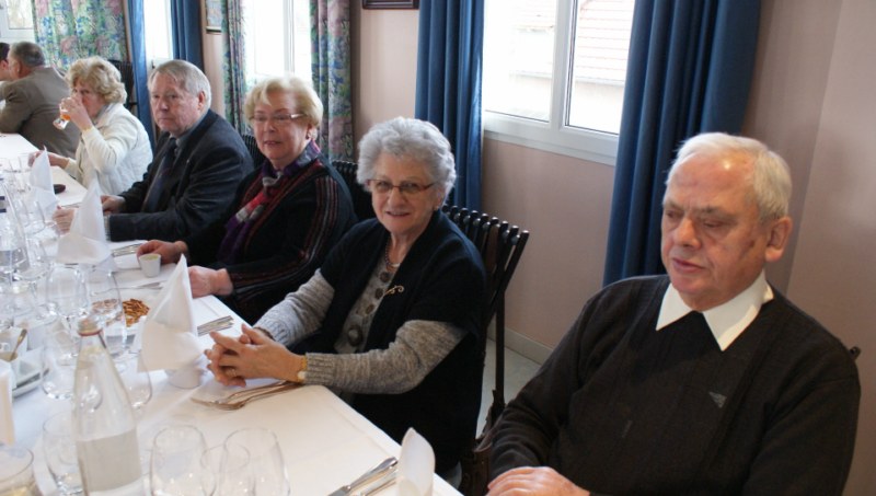 Repas de l'amicale des anciens coloniaux du bas Rhin le 16 décembre  2012 à Obermodern Dsc05640