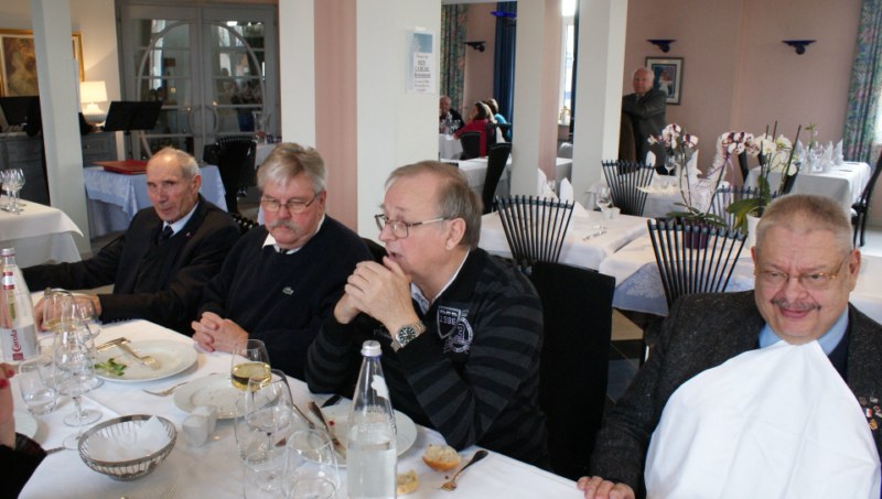 Repas de l'amicale des anciens coloniaux du bas Rhin le 16 décembre  2012 à Obermodern Dsc05652