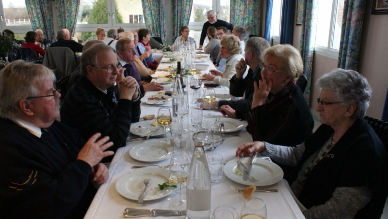 Repas de l'amicale des anciens coloniaux du bas Rhin le 16 décembre  2012 à Obermodern Dsc05653