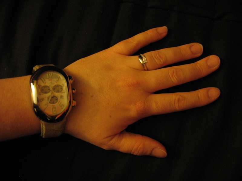 romantisme - Votre montre sur l'autre, romantisme et horlogerie - Page 3 Wrists10