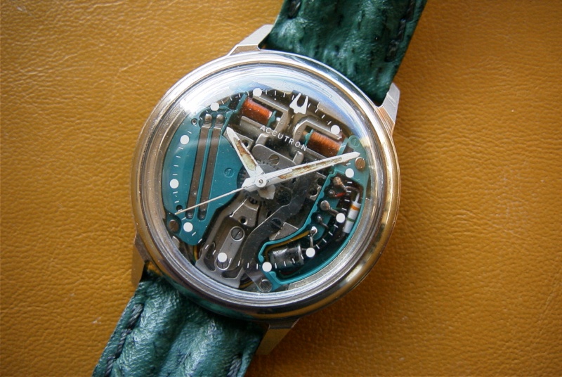 *****La montre du jour ! vol.1***** - Page 30 M_05310