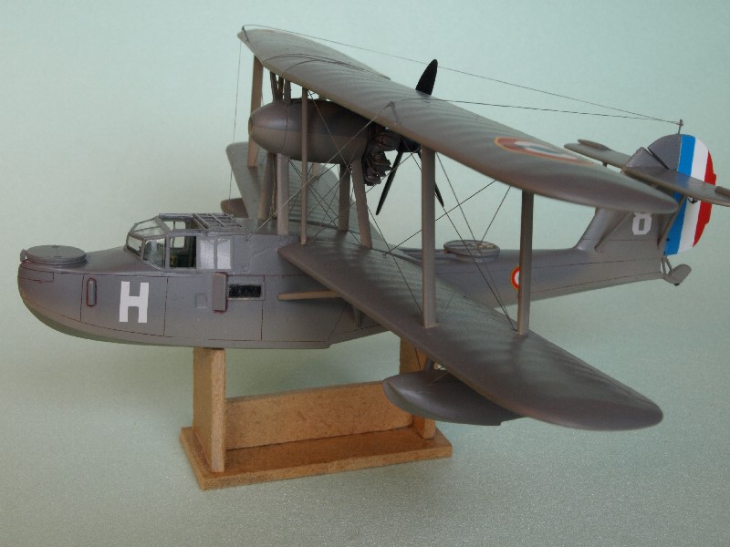 [CONCOURS HYDRAVION] Supermarine Walrus [Revell (Matchbox)] 1/72  (VINTAGE) - Page 11 P1015726